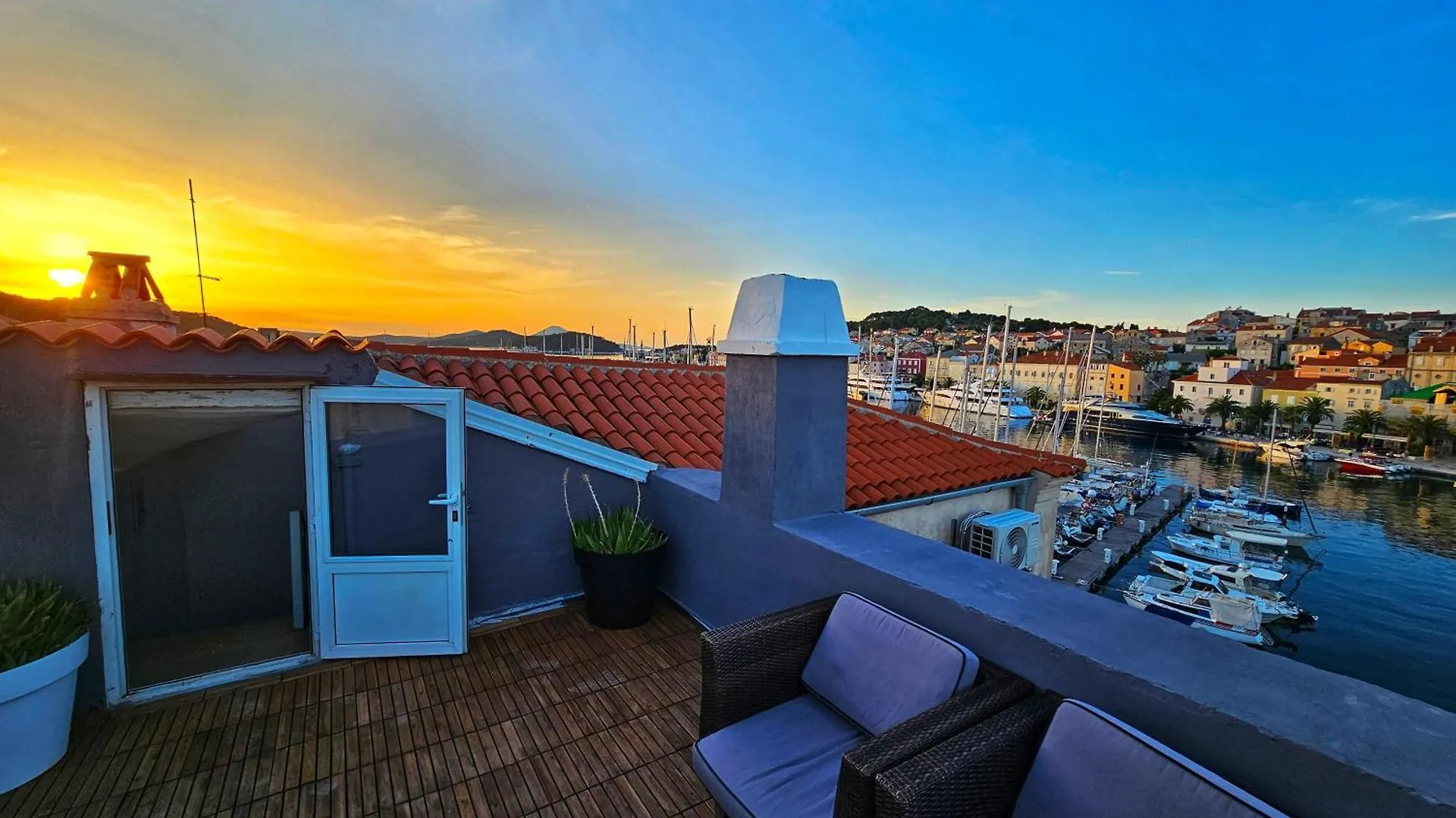 Sea Breeze - Center - Rooftop Terrace Mali Losinj