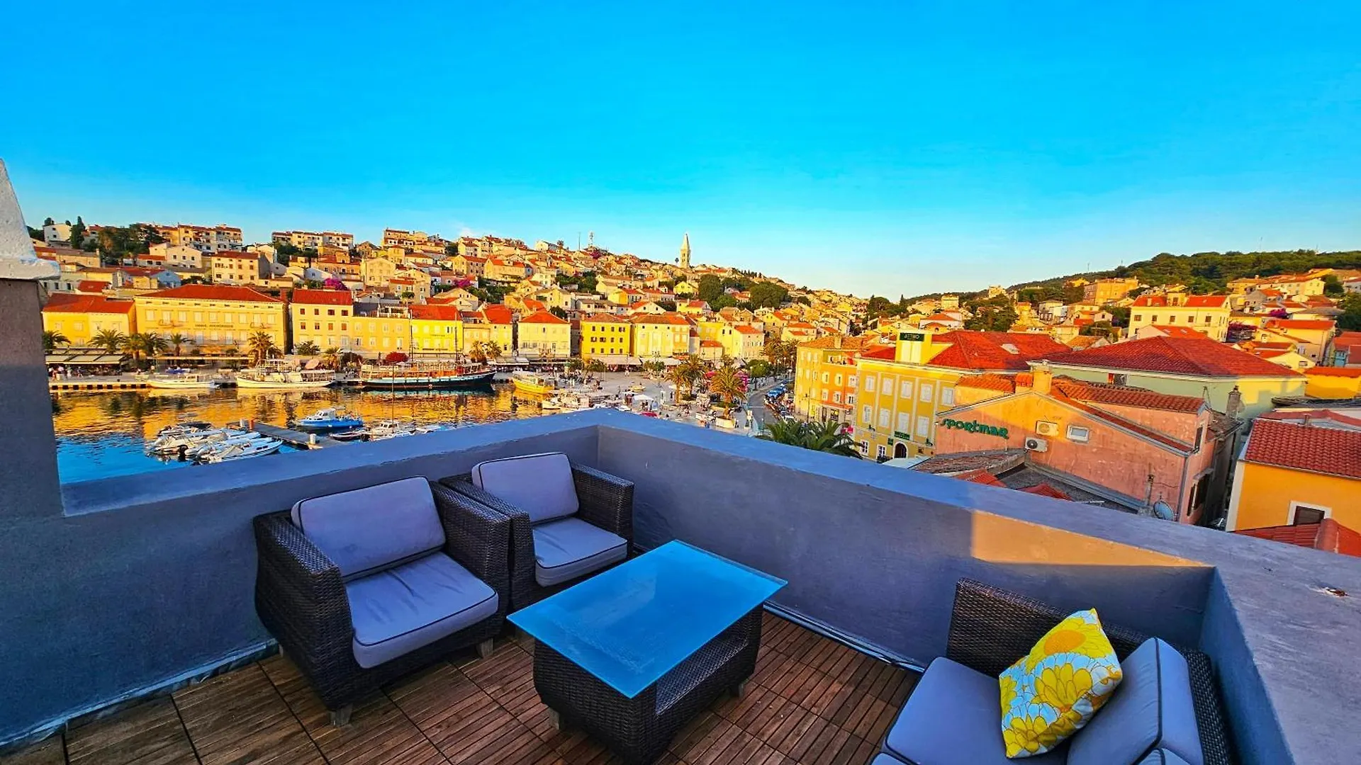 Sea Breeze - Center - Rooftop Terrace Mali Lošinj Διαμέρισμα