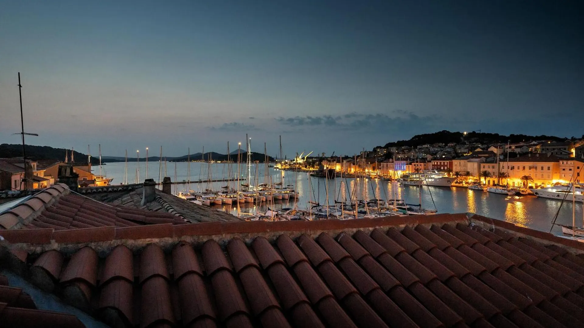 Sea Breeze - Center - Rooftop Terrace Mali Lošinj 0*,  Κροατία